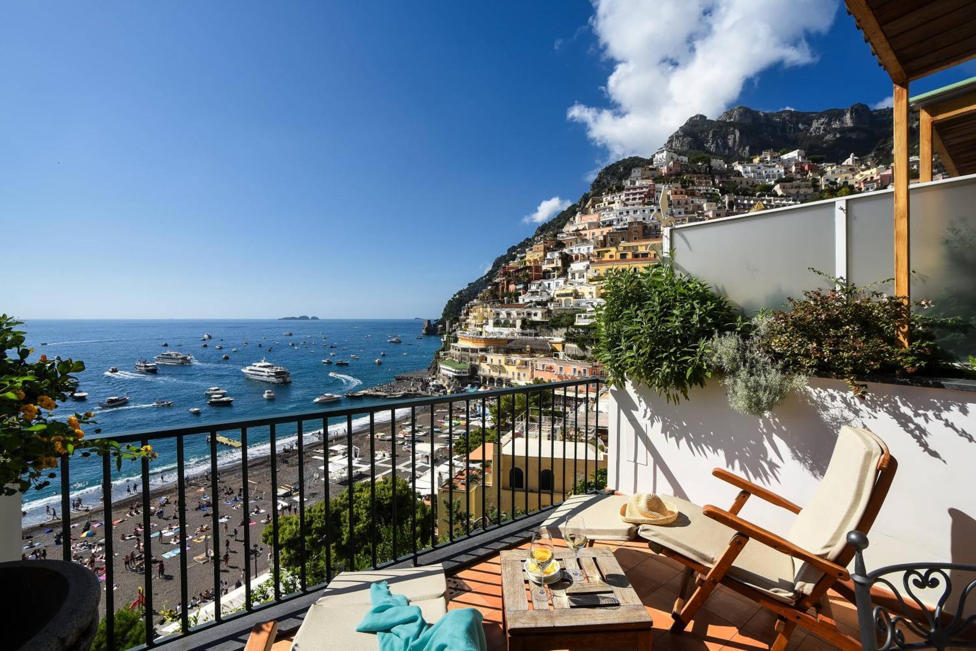 Hotel Buca Di Bacco Positano Exterior foto