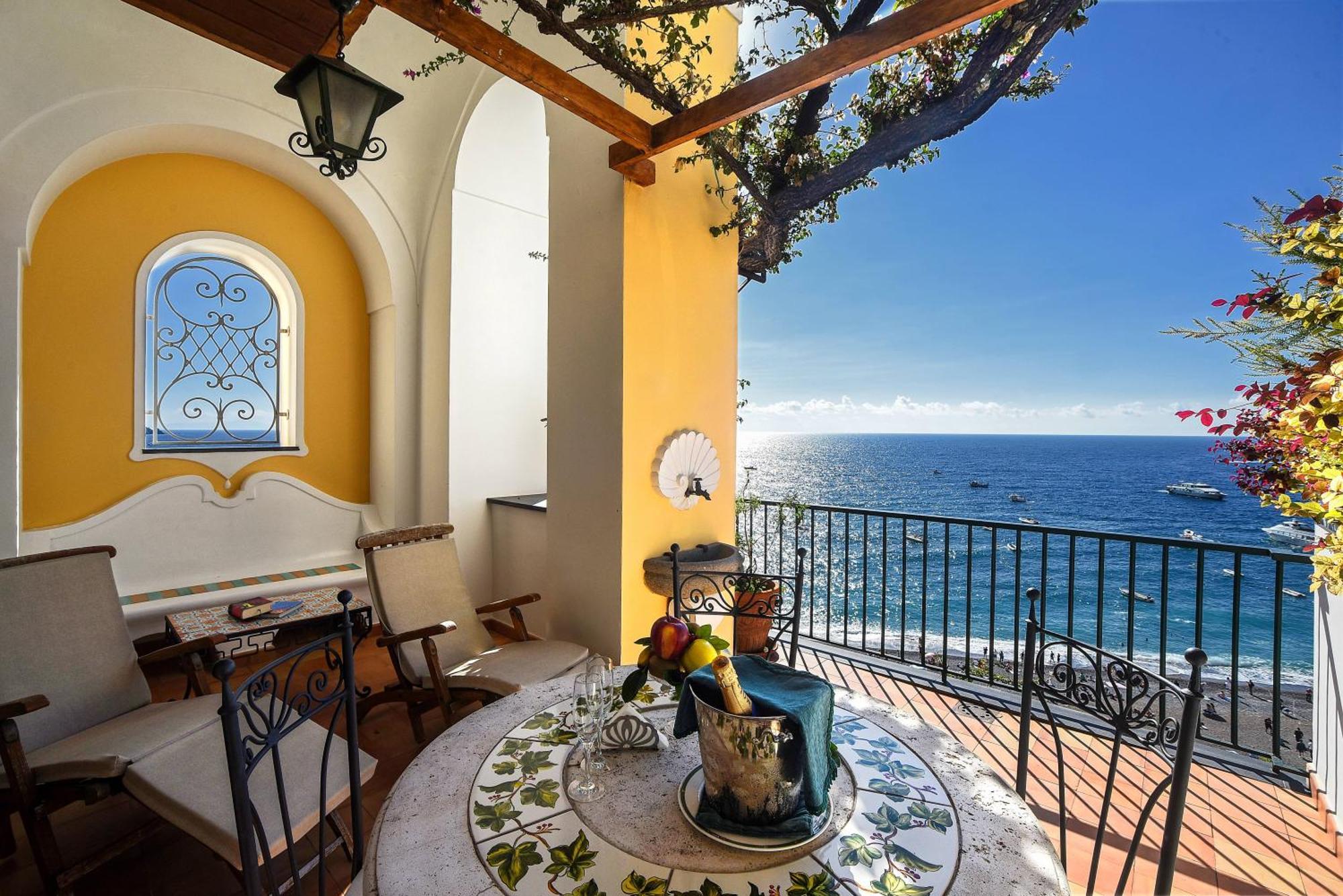 Hotel Buca Di Bacco Positano Exterior foto
