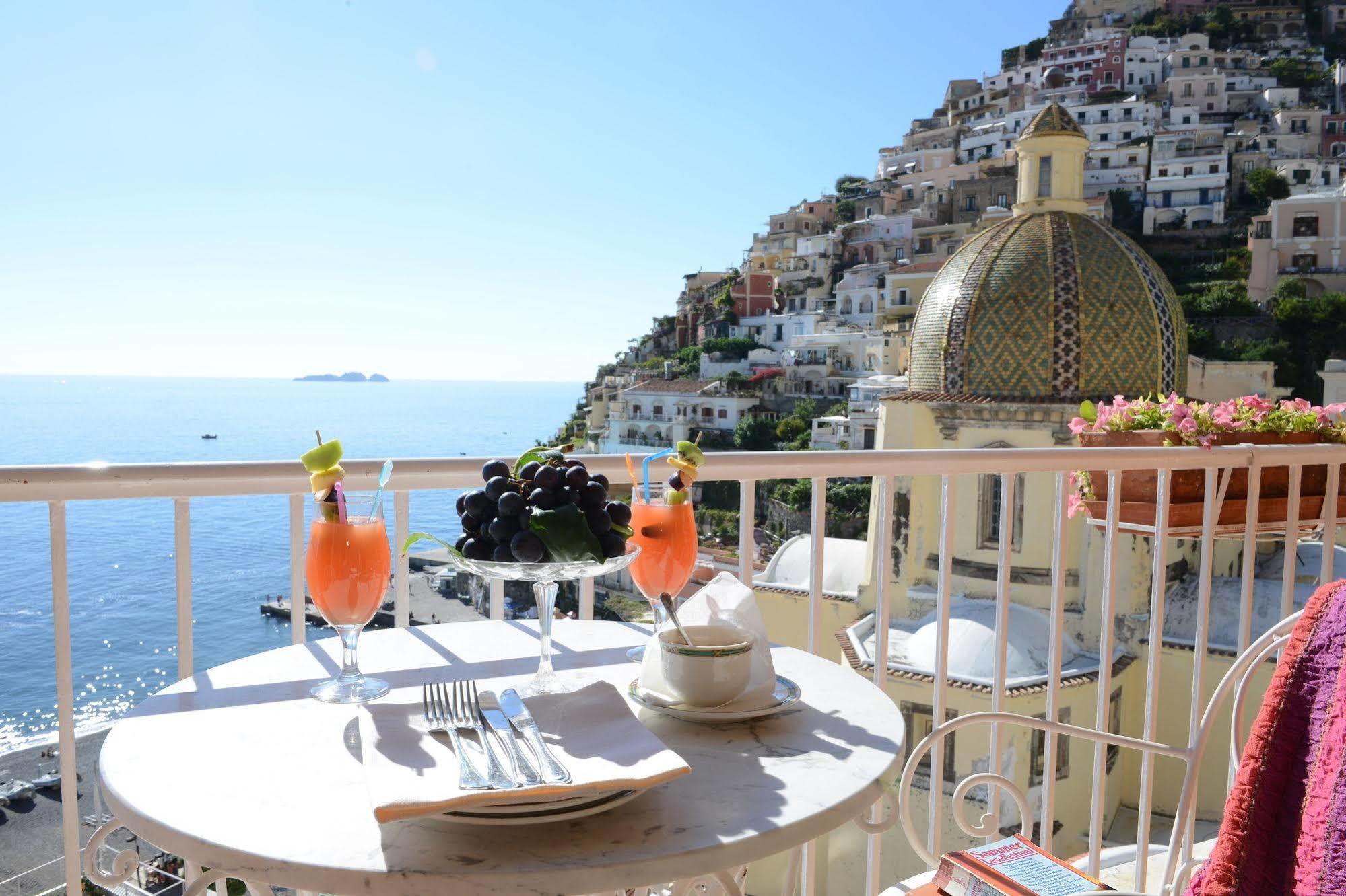 Hotel Buca Di Bacco Positano Exterior foto